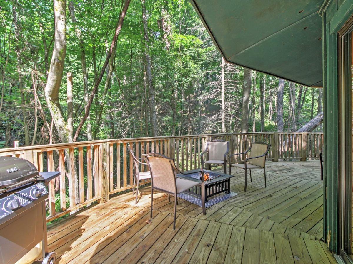Unique Gatlinburg Cabin Decks, Hot Tub, Fire Pit Eksteriør bilde
