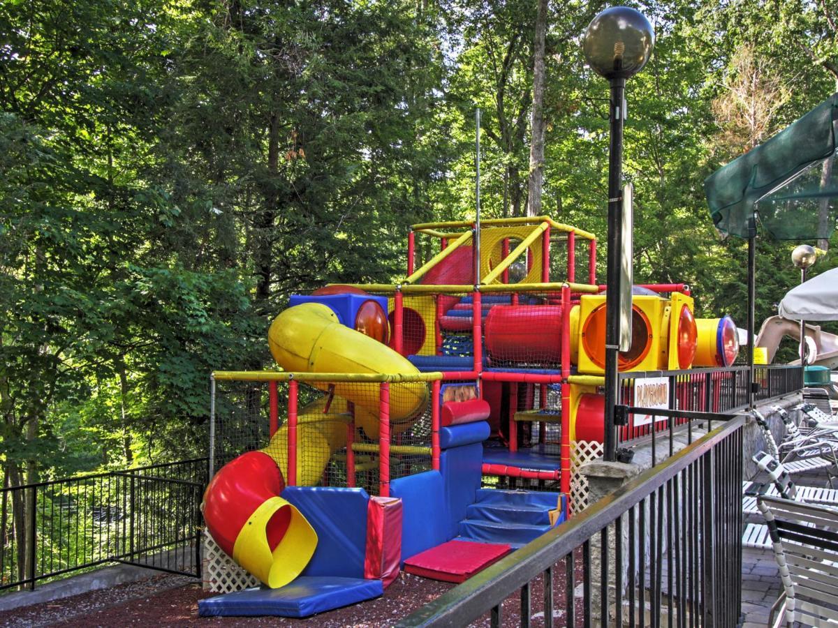 Unique Gatlinburg Cabin Decks, Hot Tub, Fire Pit Eksteriør bilde